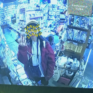 444585492_h9xf6drq.jpg